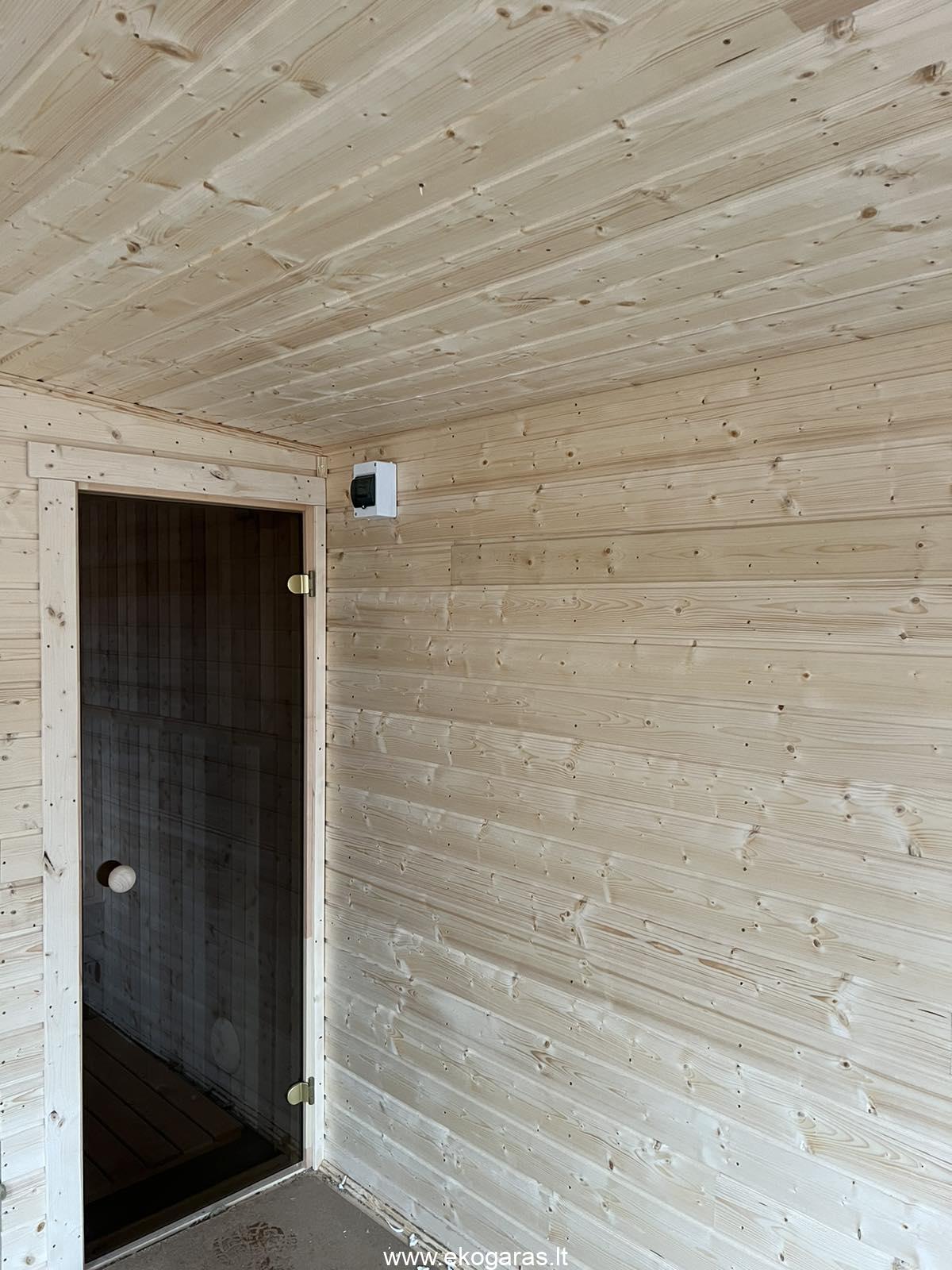 IMG-918d23014f1a5232cbc5687eeea1d38b-V